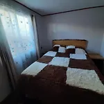 Cabanas El Castano, Radal 7 Tazas
